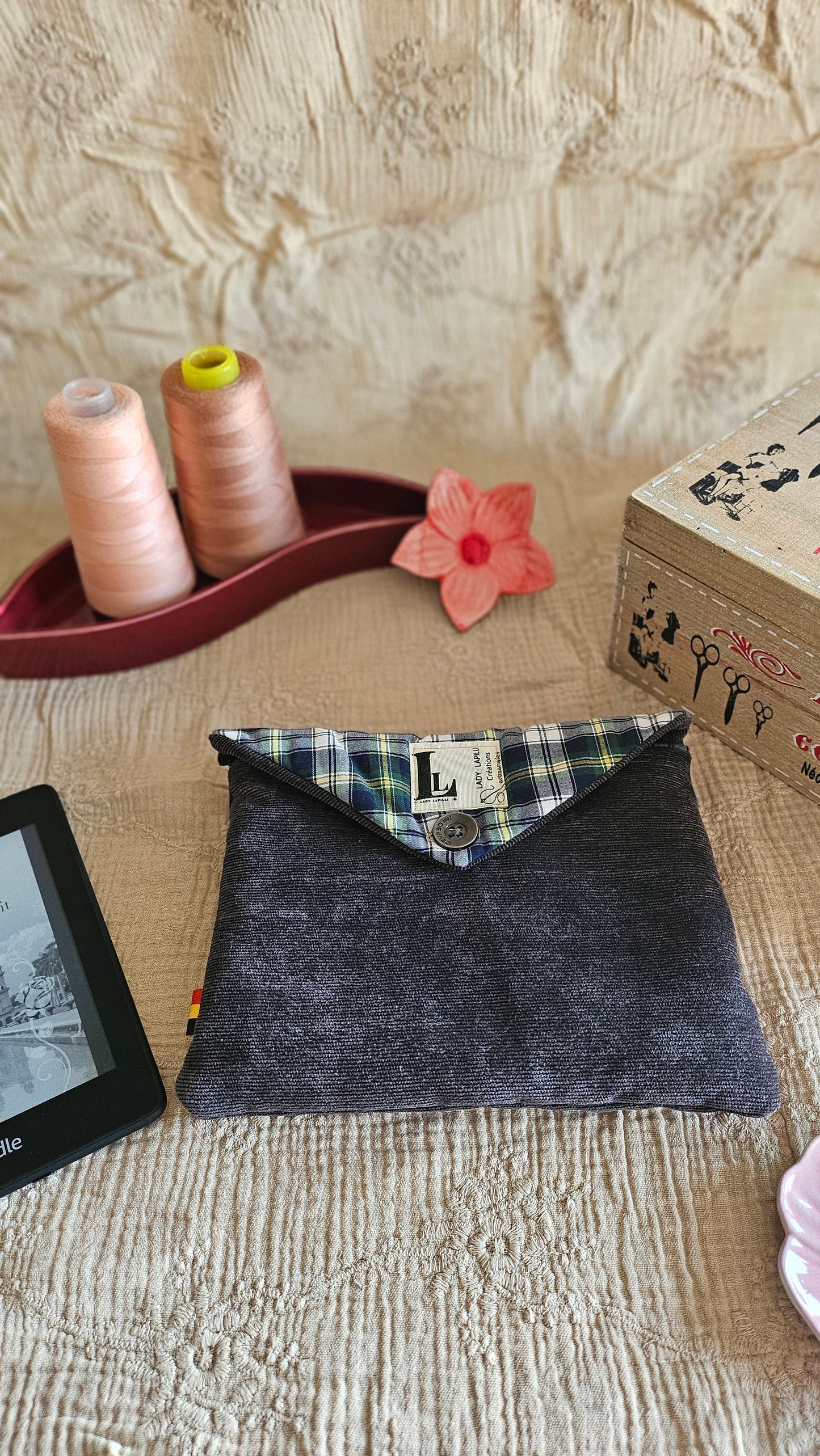 Numina, pochette enveloppe pour liseuse